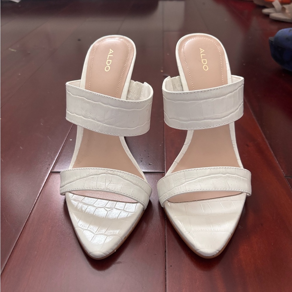 ALDO Cream Croc-Patterned Heels